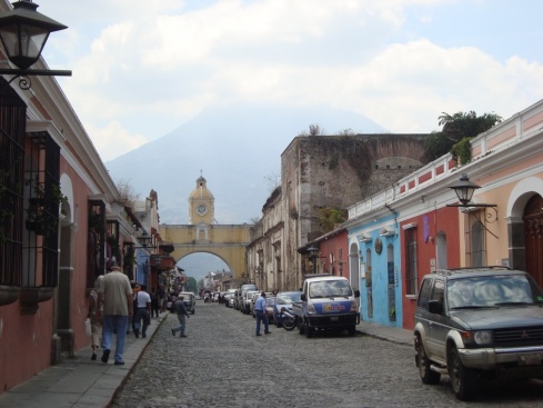 The colourful cobbled streets of La Antigua.