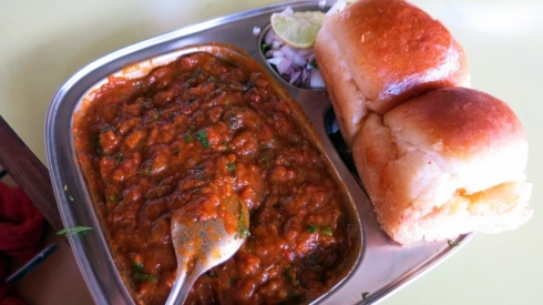  I enjoyed this delicious Pav Bhaji during our break in Ratnagiri.