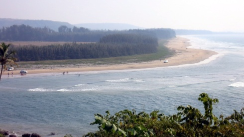 The coastal road passes by some beautiful beaches after Ratnagiri.