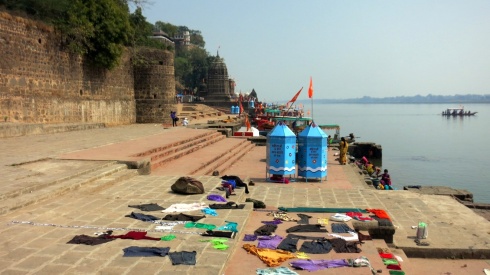 Many local people use the ghats for their daily chores.