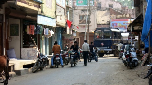 Traffic congestion on Maheshwar's narrow streets.