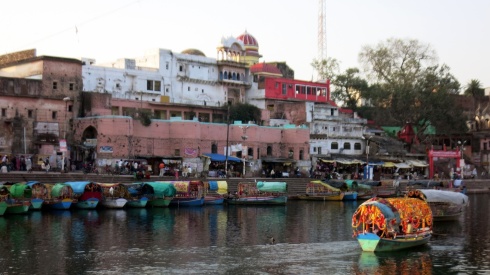 A view of Pitri Smitri Guesthouse and its terrace overlooking Ram Ghat.